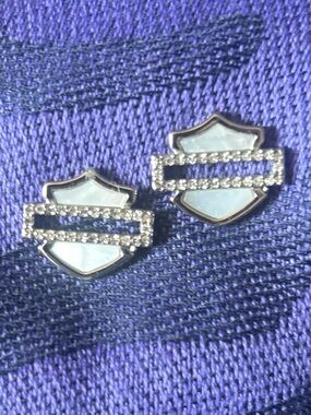 Harley Davidson WOMEN'S MOTHER OF PEARL BAR & SHIELD STUD EARRINGS